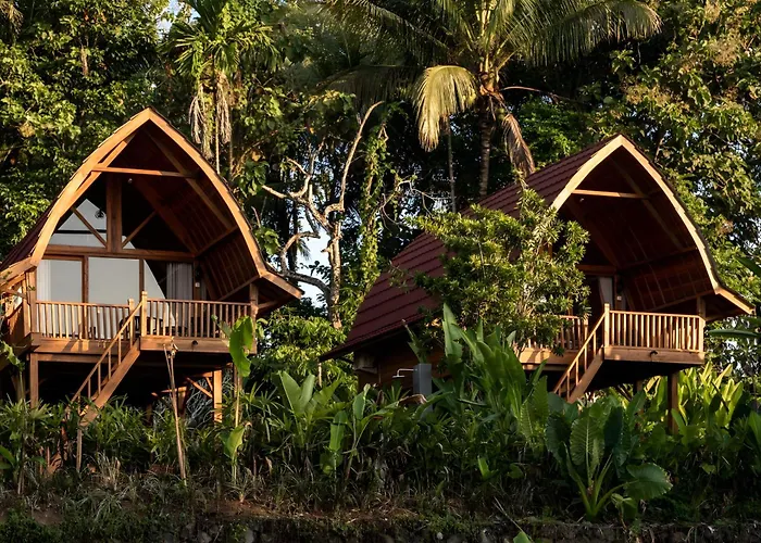 Hotel Kusfarm Bali By Ahm